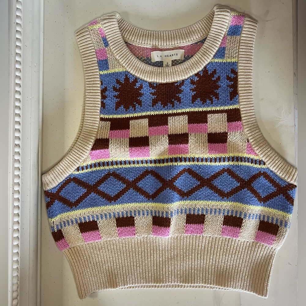 L.A. Hearts Multicolor Geometric Knit Sleeveless Crop Top